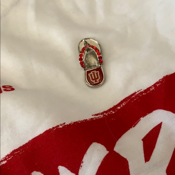 Indiana University Pendant 🌟New🌟 - Picture 1 of 1